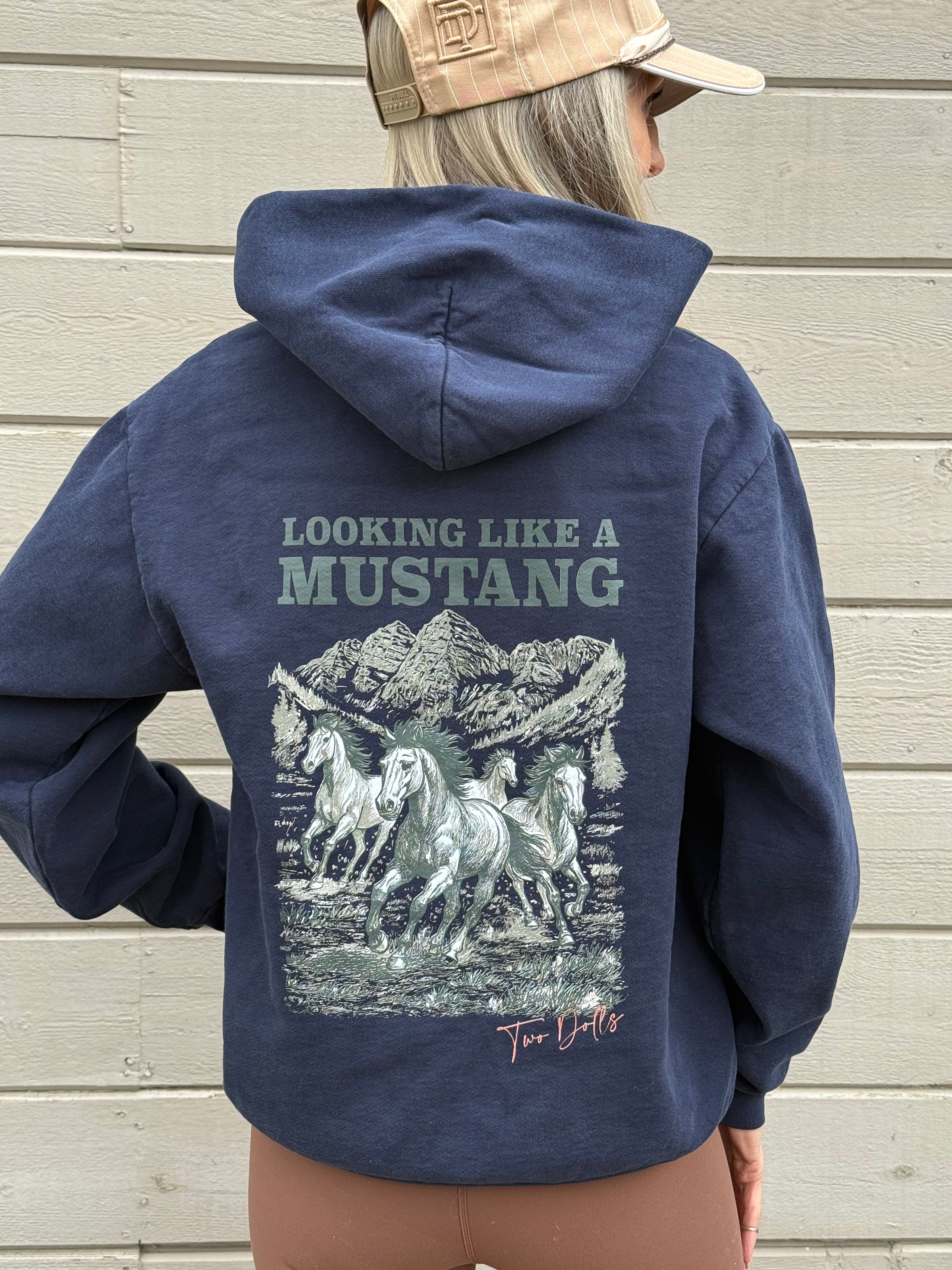 Looking Like A Mustang - Navy